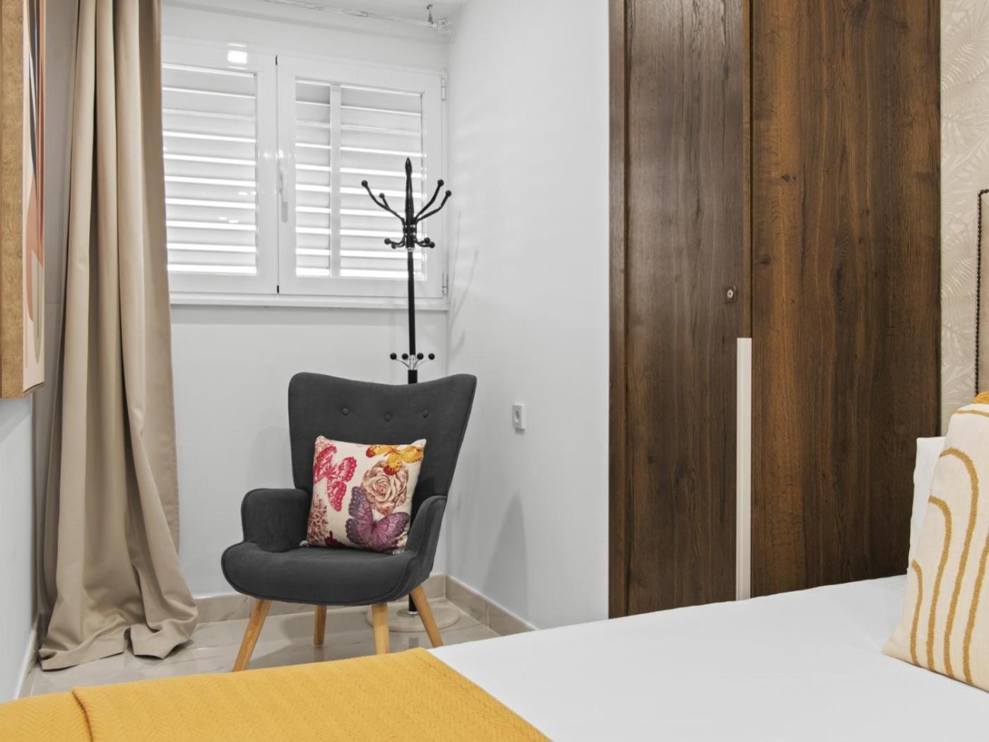 Apartamento Vistas Al Mar En El Centro De Puerto Banus 3 4h Marbella